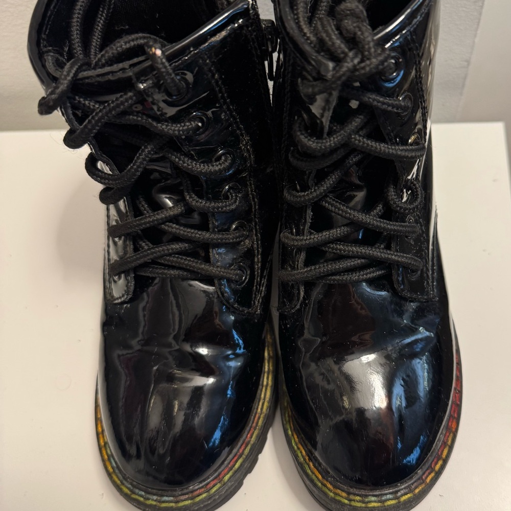 Kurt Geiger London “mini Birdie” boots!